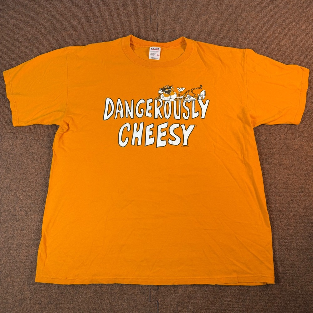 Cheetos T-Shirt Mens XL Orange Chester Cheetah Dangerously Cheesy Anvil 2000 Y2K